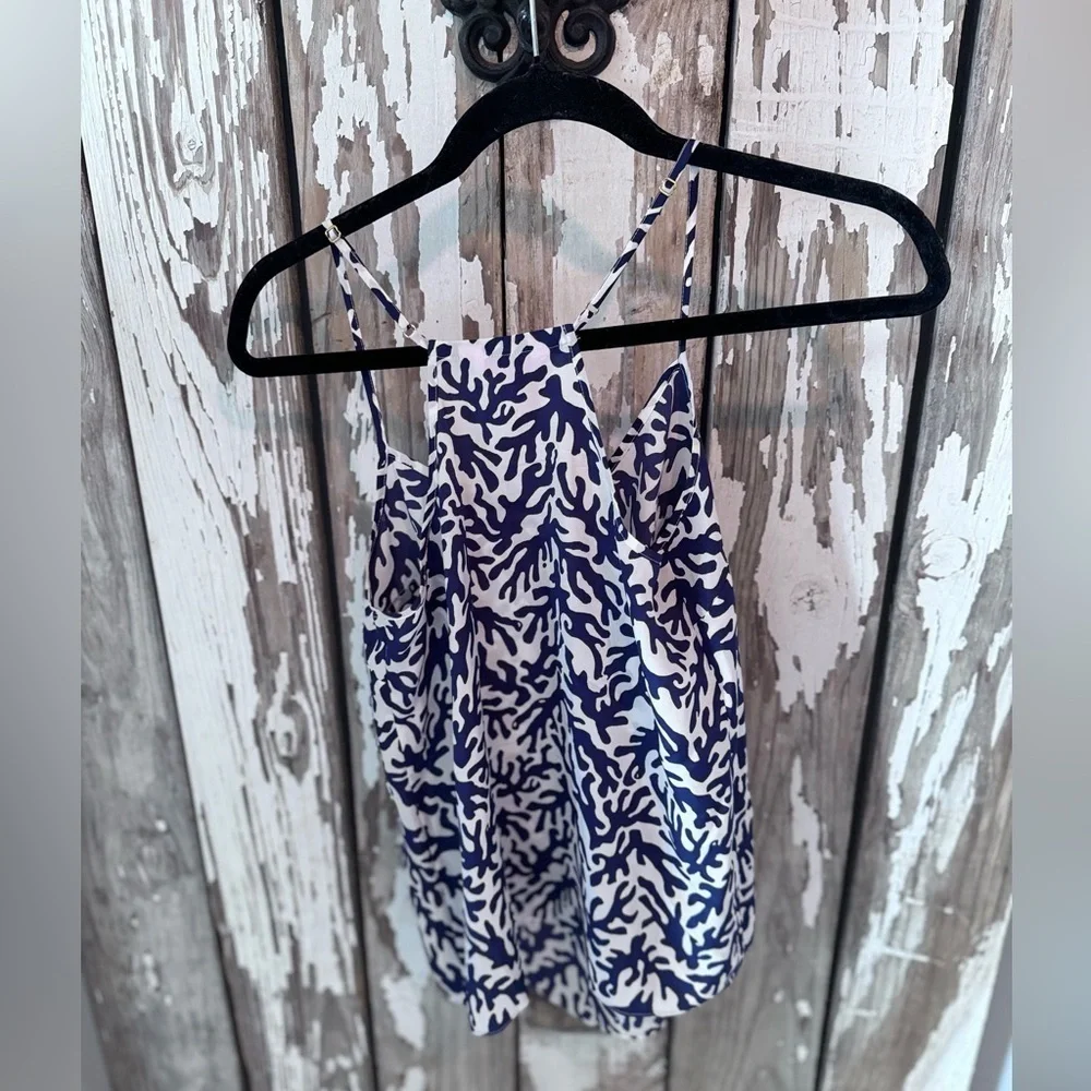 Lilly Pulitzer Dusk Bright Navy Treasure Racerback 100% Silk Tank size XS NWOT